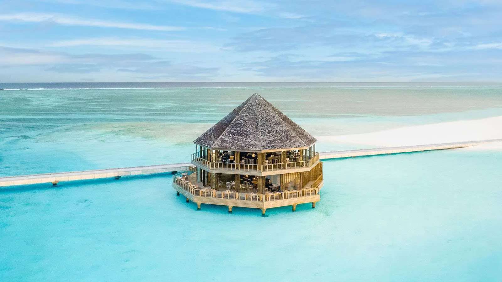 Umo restuarant Dining at Jawakara Islands when staying at Nala Maldives adult only resort